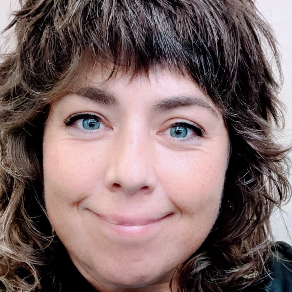 Mag.a Franziska Zmugg, MSc