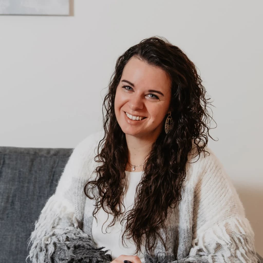 Mag.a Verena Nemelka, BA pth.